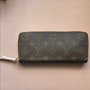 Authentic Louis Vuitton Monogram Wallet